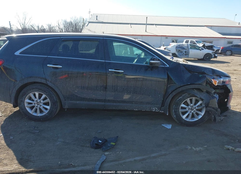 2019 KIA SORENTO 2.4L L VIN: 5XYPG4A3XKG581322