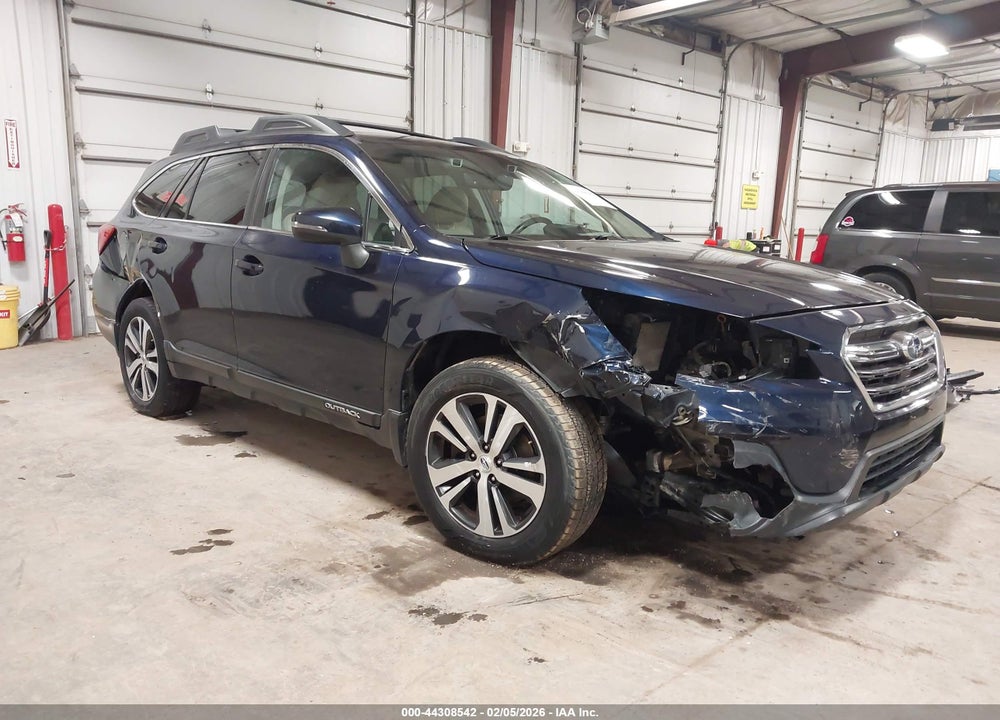 2018 SUBARU OUTBACK 2.5I LIMITED VIN: 4S4BSANC1J3321875