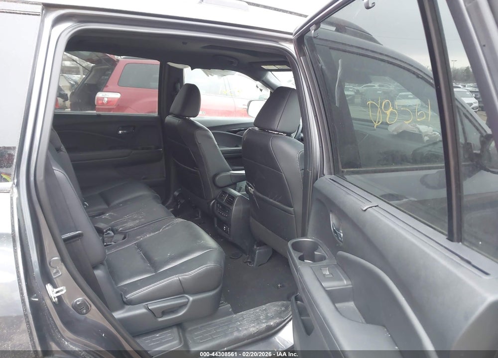 2020 HONDA PASSPORT AWD ELITE VIN: 5FNYF8H07LB001737