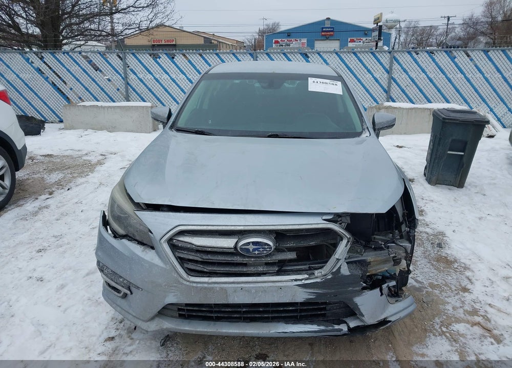 2018 SUBARU LEGACY 2.5I PREMIUM VIN: 4S3BNAF69J3024194