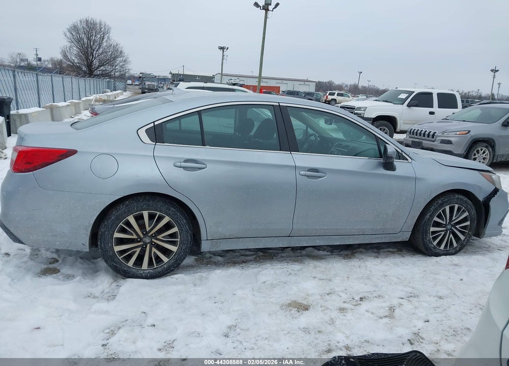 2018 SUBARU LEGACY 2.5I PREMIUM VIN: 4S3BNAF69J3024194