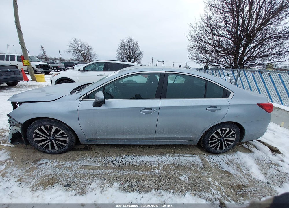 2018 SUBARU LEGACY 2.5I PREMIUM VIN: 4S3BNAF69J3024194