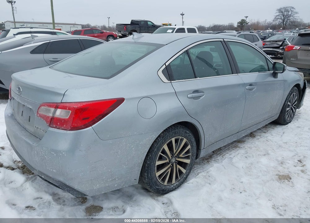 2018 SUBARU LEGACY 2.5I PREMIUM VIN: 4S3BNAF69J3024194