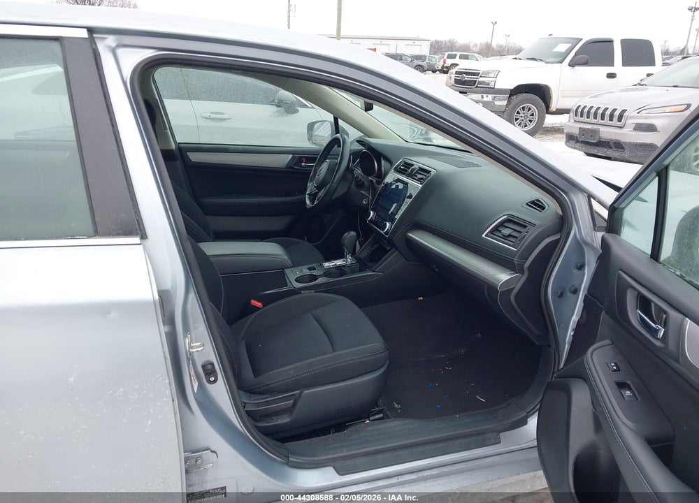 2018 SUBARU LEGACY 2.5I PREMIUM VIN: 4S3BNAF69J3024194