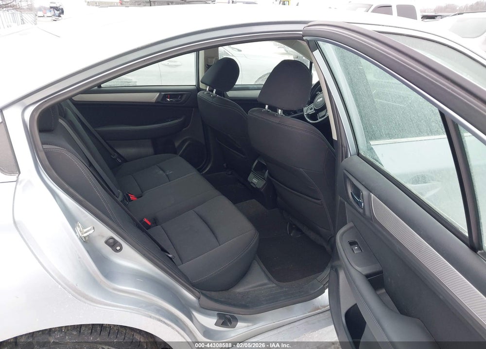 2018 SUBARU LEGACY 2.5I PREMIUM VIN: 4S3BNAF69J3024194