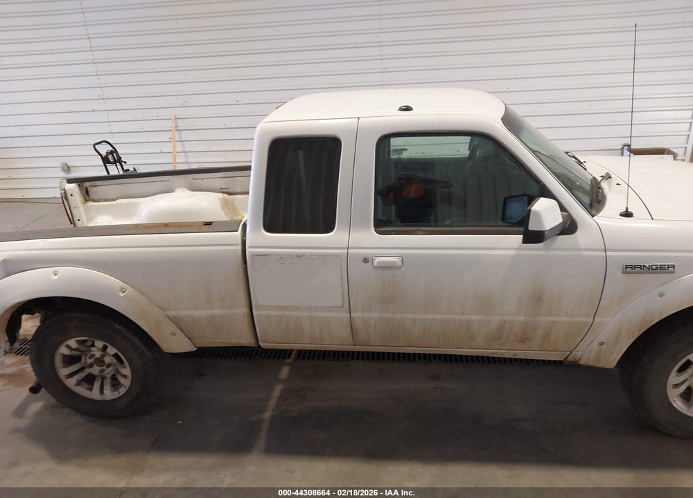 2010 FORD RANGER SPORT/XLT VIN: 1FTLR4FE8APA74935