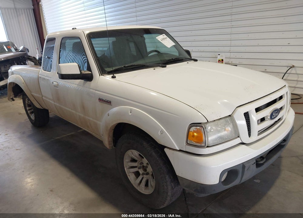 2010 FORD RANGER SPORT/XLT VIN: 1FTLR4FE8APA74935