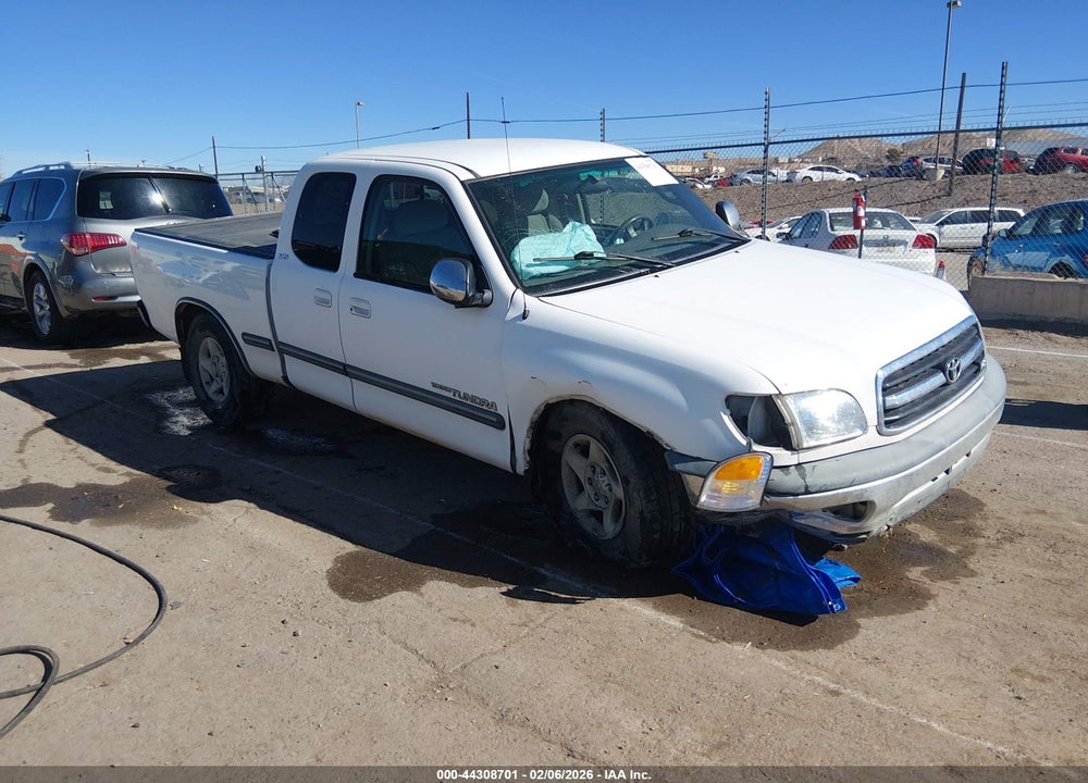 2001 TOYOTA TUNDRA SR5 V8 VIN: 5TBBT44161S187181