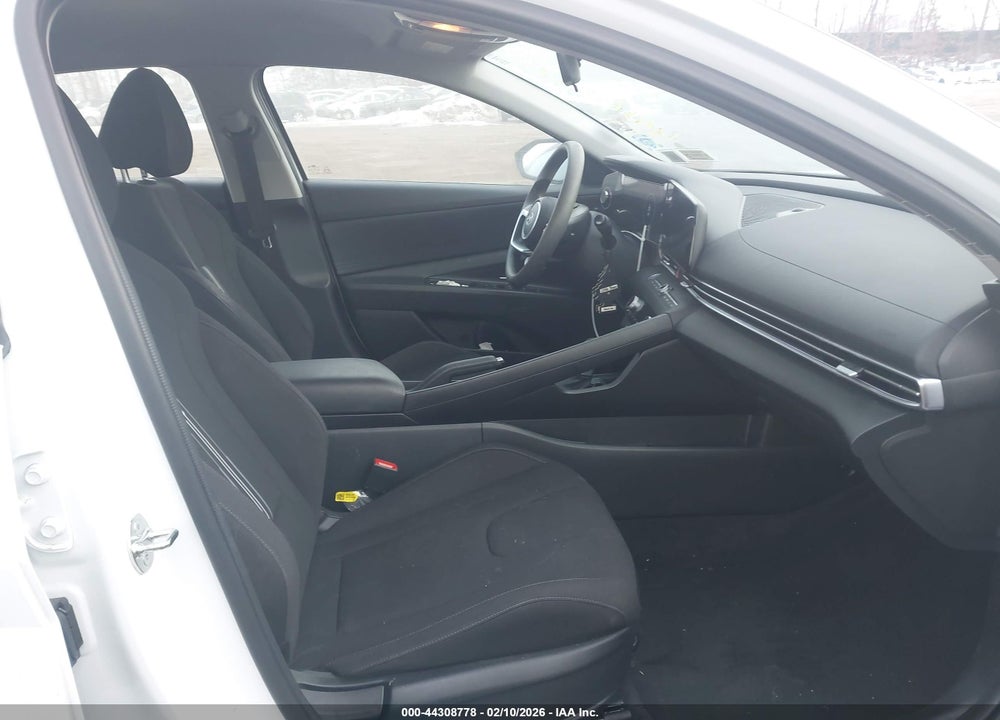 2024 HYUNDAI ELANTRA SEL VIN: KMHLM4DG8RU688363