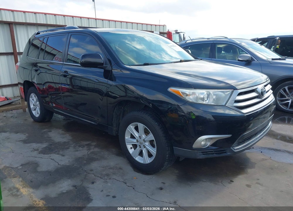 2013 TOYOTA HIGHLANDER BASE PLUS VIN: 5TDZA3EH3DS041696
