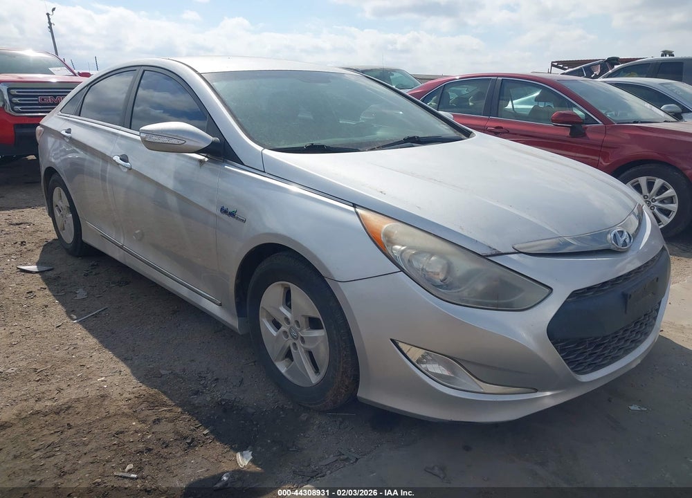 2011 HYUNDAI SONATA HYBRID VIN: KMHEC4A42BA006431