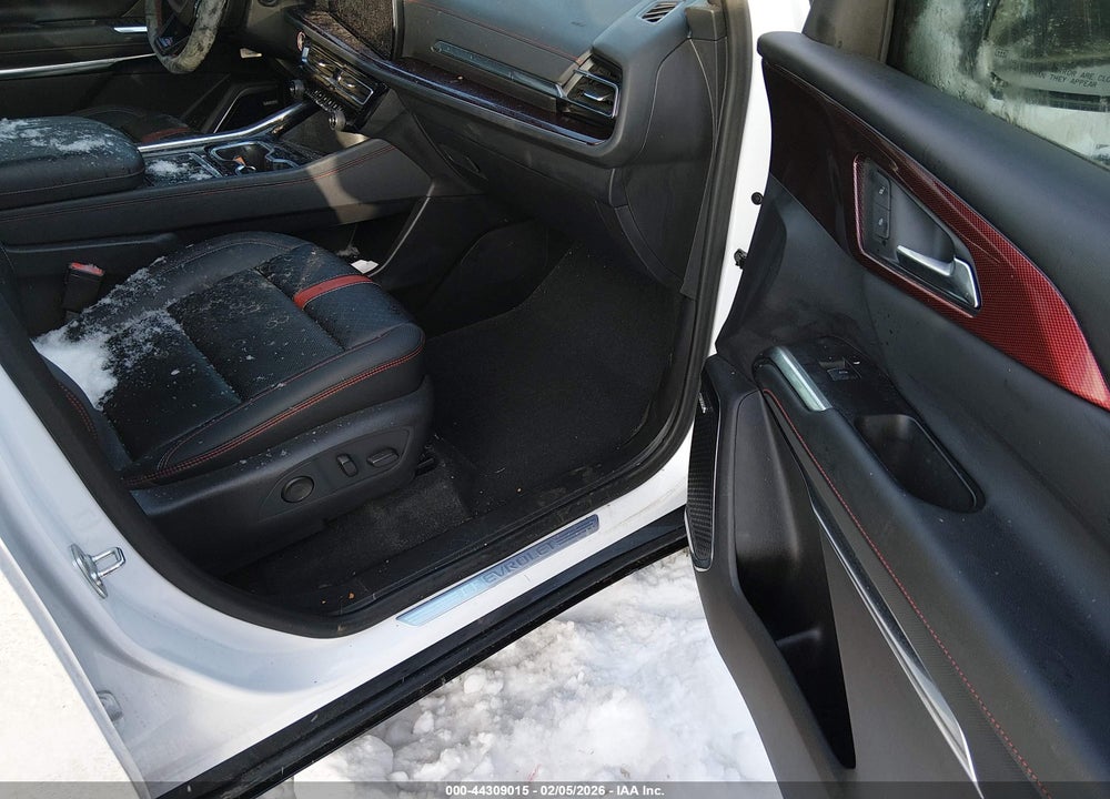 2024 CHEVROLET TRAVERSE RS VIN: 1GNEVLKS7RJ197867