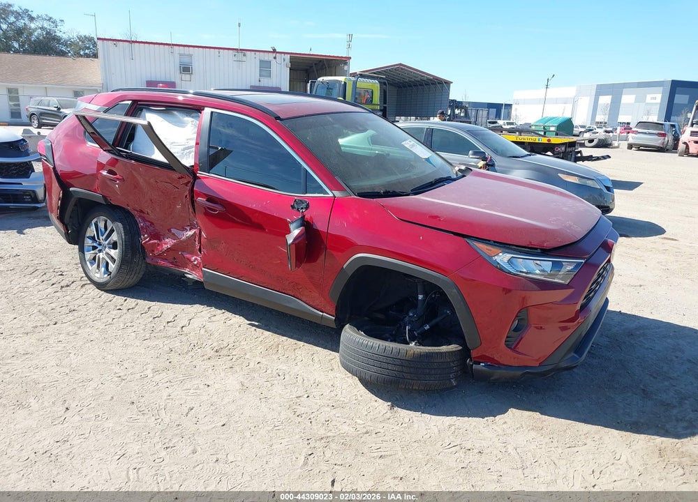 2020 TOYOTA RAV4 XLE PREMIUM VIN: 2T3C1RFV7LC083932