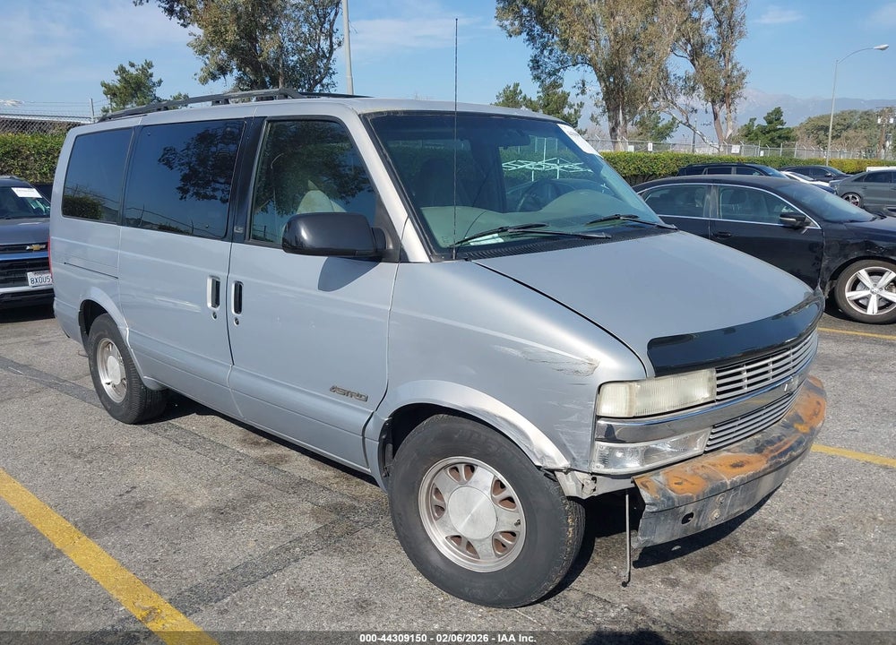 2000 CHEVROLET ASTRO VIN: 1GNDM19W8YB155714
