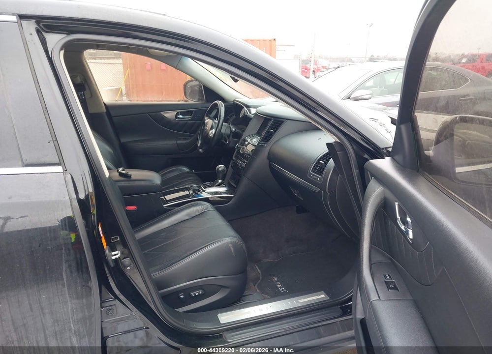 2009 INFINITI FX35 VIN: JNRAS18W59M156280