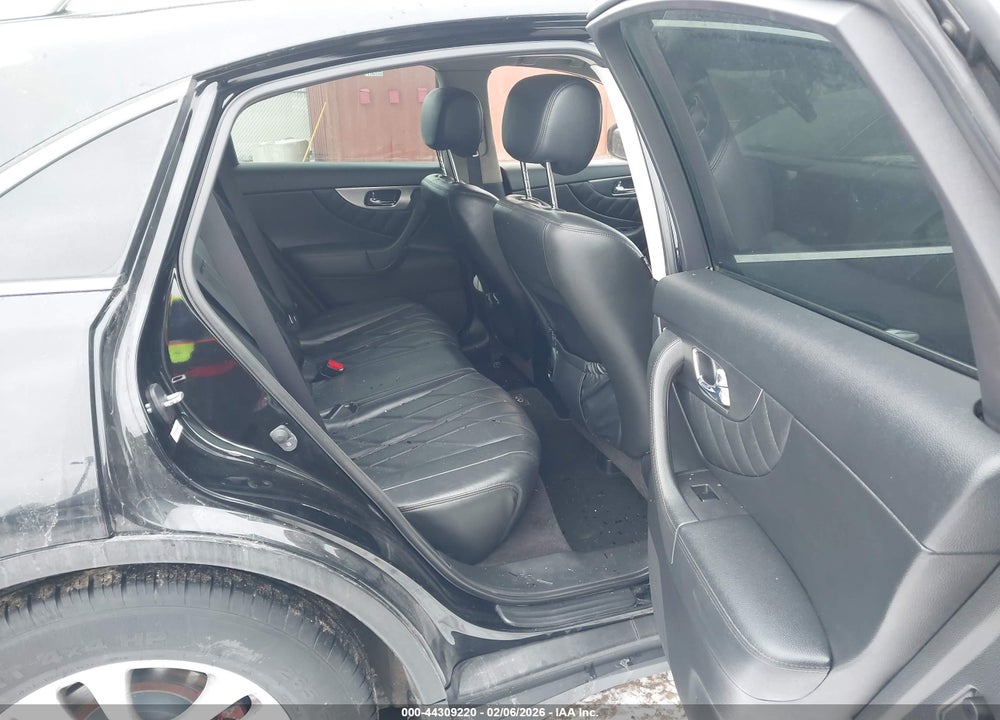 2009 INFINITI FX35 VIN: JNRAS18W59M156280
