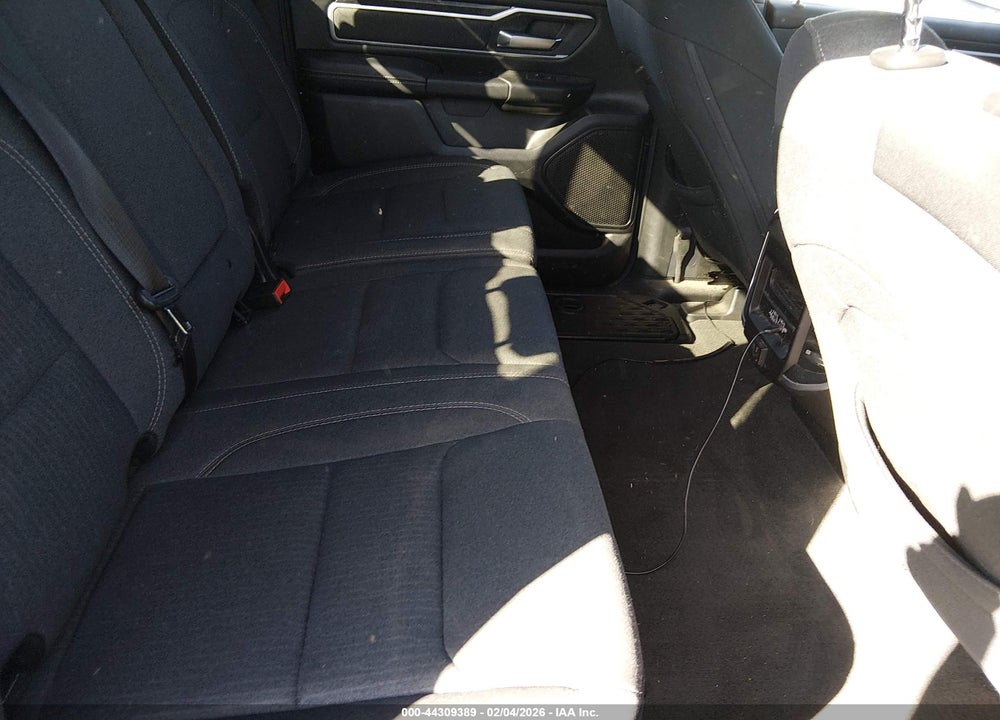 2020 RAM 1500 BIG HORN  4X4 5'7 BOX VIN: 1C6SRFFT3LN348697