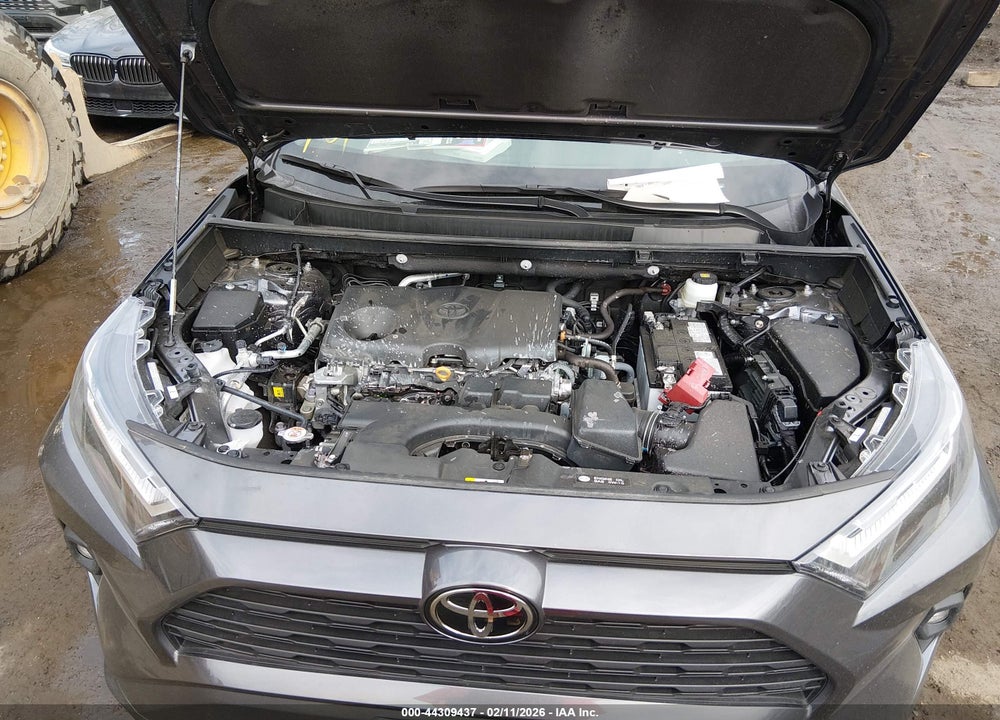 2025 TOYOTA RAV4 XLE PREMIUM VIN: 2T3A1RFV8SC516132