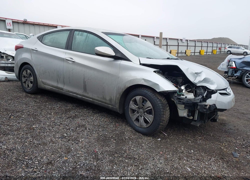 2016 HYUNDAI ELANTRA SE VIN: 5NPDH4AE9GH703363