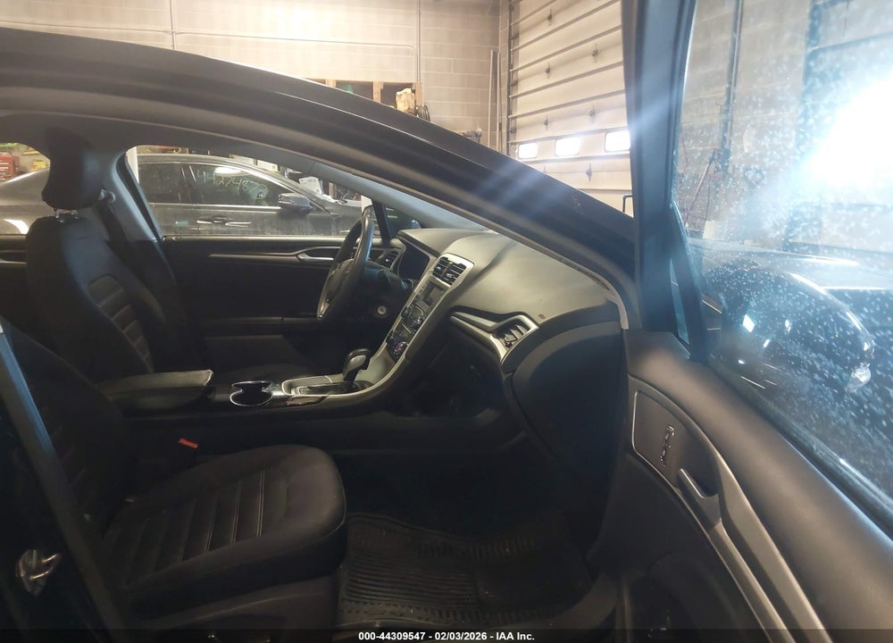 2015 FORD FUSION SE VIN: 3FA6P0H72FR190809