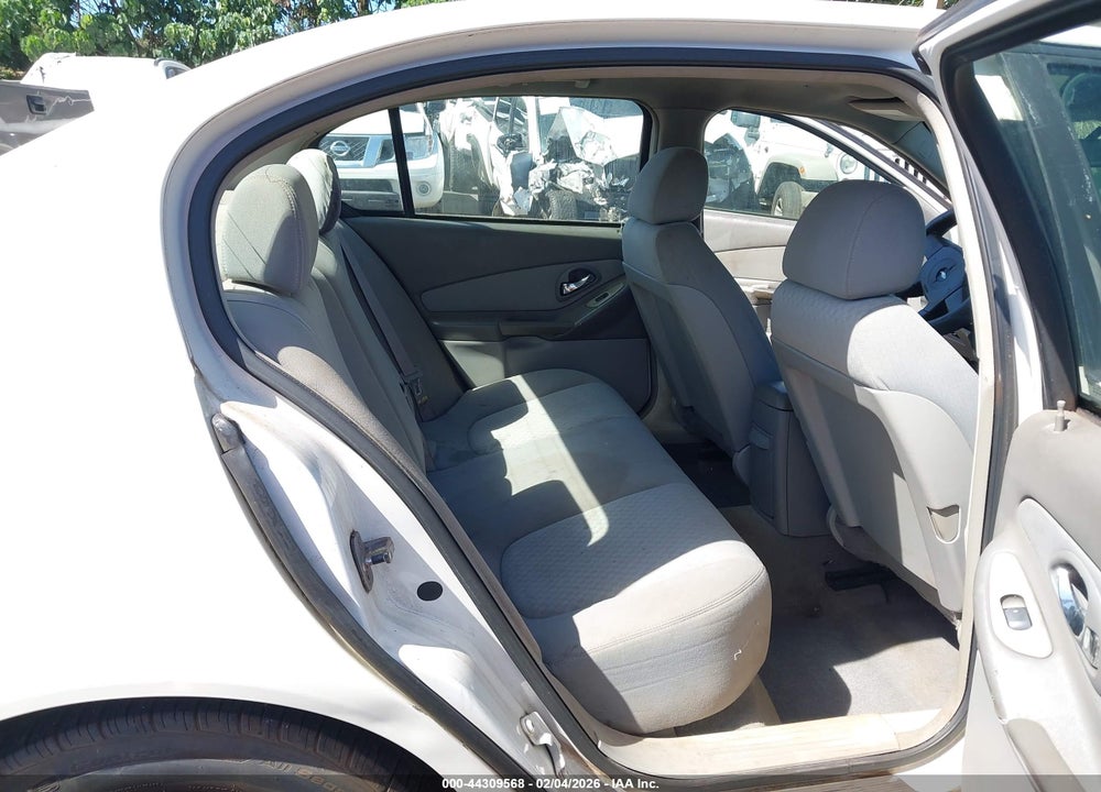 2004 CHEVROLET MALIBU VIN: 1G1ZS52F84F144021