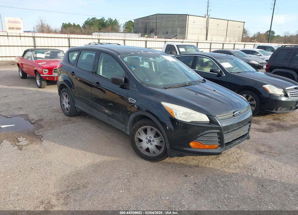 2014 FORD ESCAPE S VIN: 1FMCU0F79EUD00816