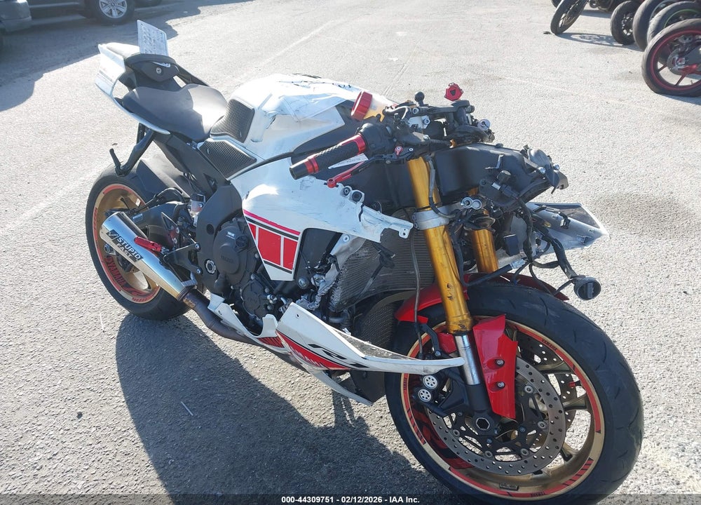 2022 YAMAHA YZFR1 VIN: JYARN66Y8NA000768