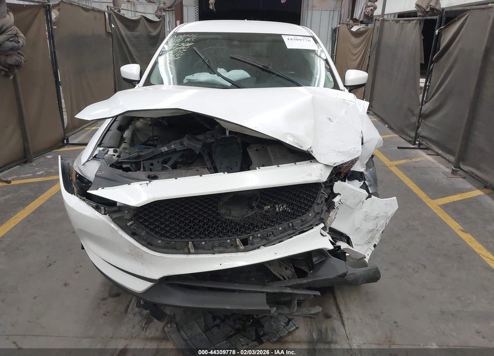 2018 MAZDA CX-5 SPORT VIN: JM3KFBBMXJ0465235