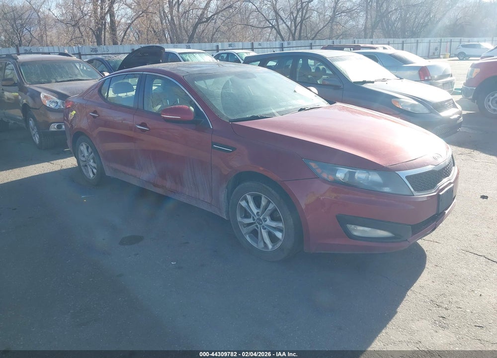 2011 KIA OPTIMA EX VIN: KNAGN4A74B5128036