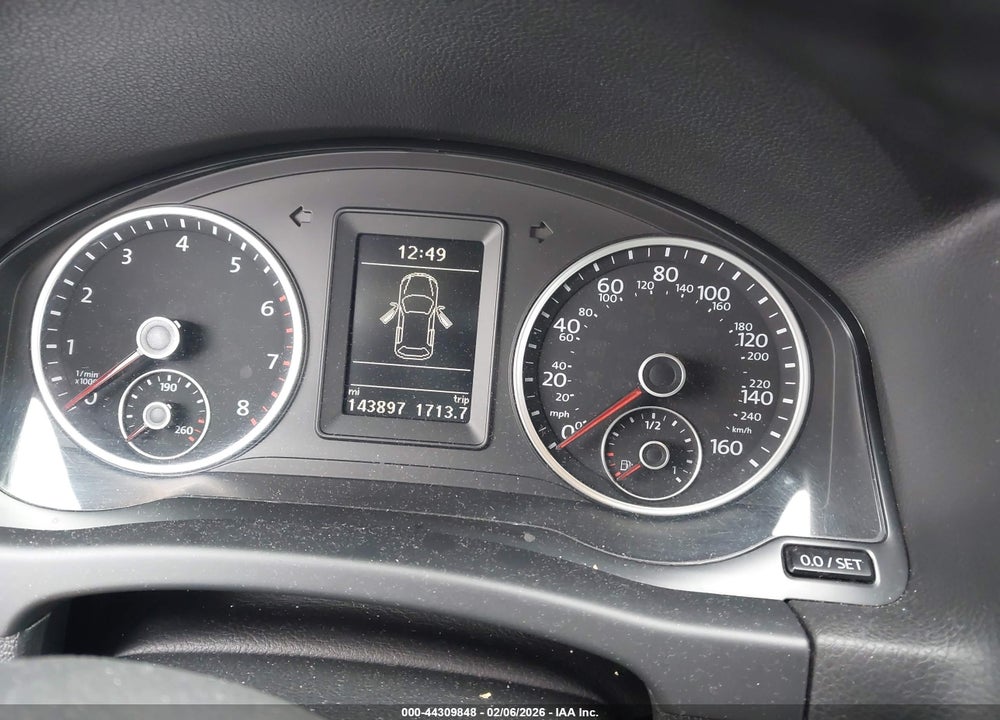 2016 VOLKSWAGEN TIGUAN S VIN: WVGBV7AX1GW593014