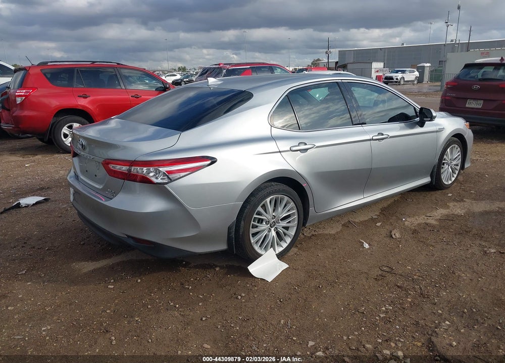 2020 TOYOTA CAMRY XLE HYBRID VIN: 4T1F31AK5LU540458