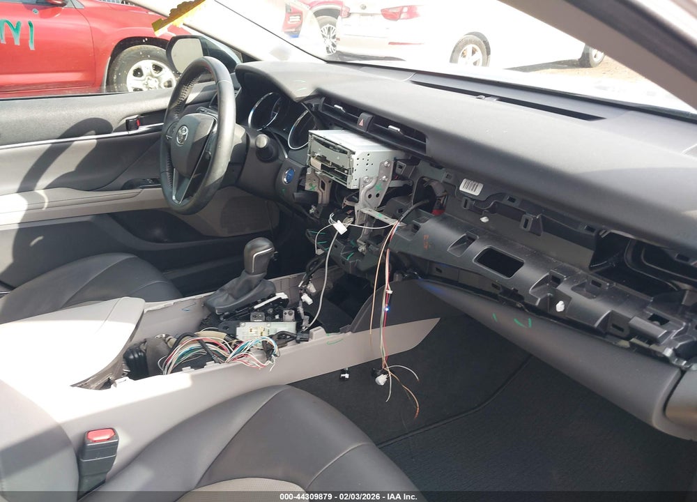 2020 TOYOTA CAMRY XLE HYBRID VIN: 4T1F31AK5LU540458