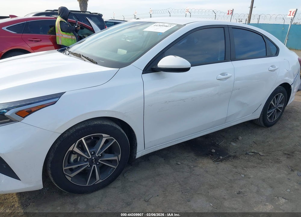 2023 KIA FORTE LXS VIN: 3KPF24AD7PE618141