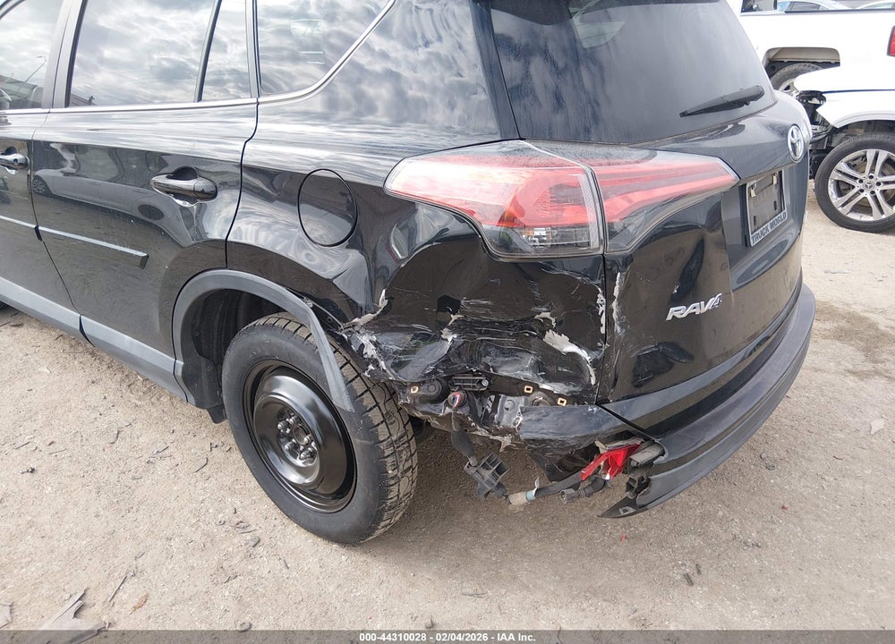 2017 TOYOTA RAV4 LE VIN: 2T3ZFREV1HW349884