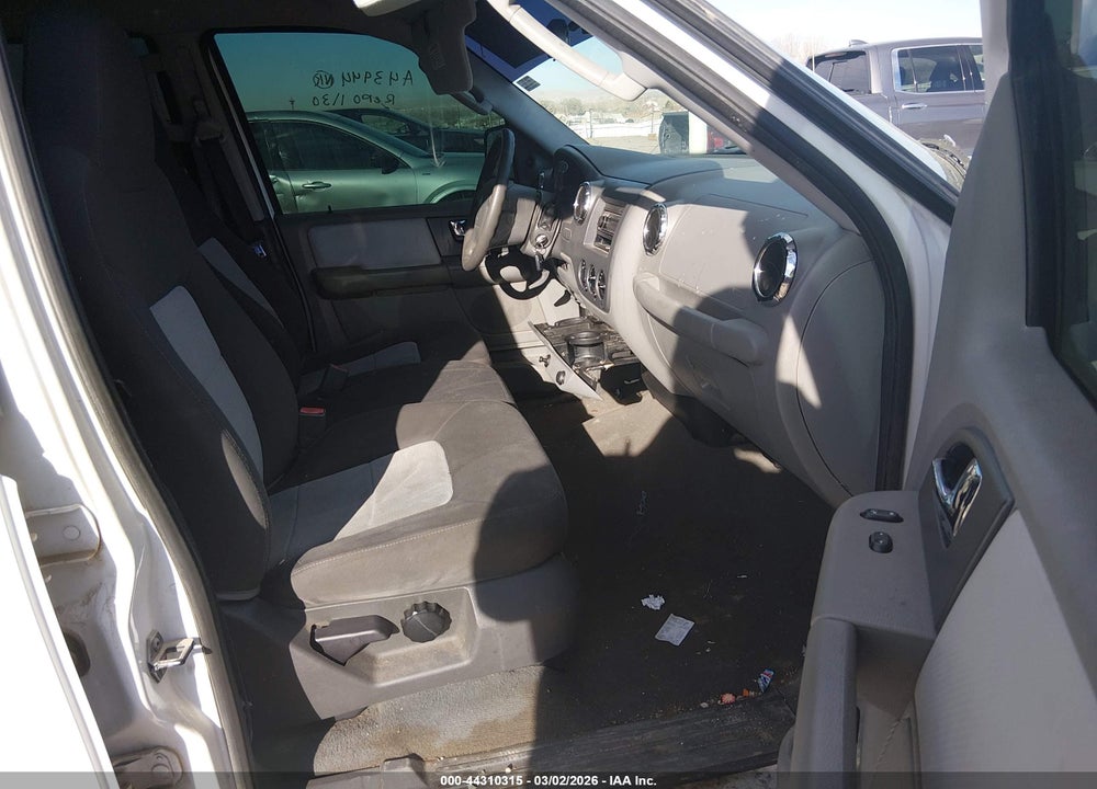 2005 FORD EXPEDITION XLS VIN: 1FMPU13535LA43944