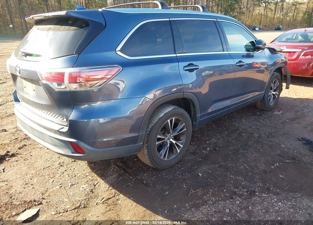2014 TOYOTA HIGHLANDER XLE V6 VIN: 5TDKKRFH6ES031312