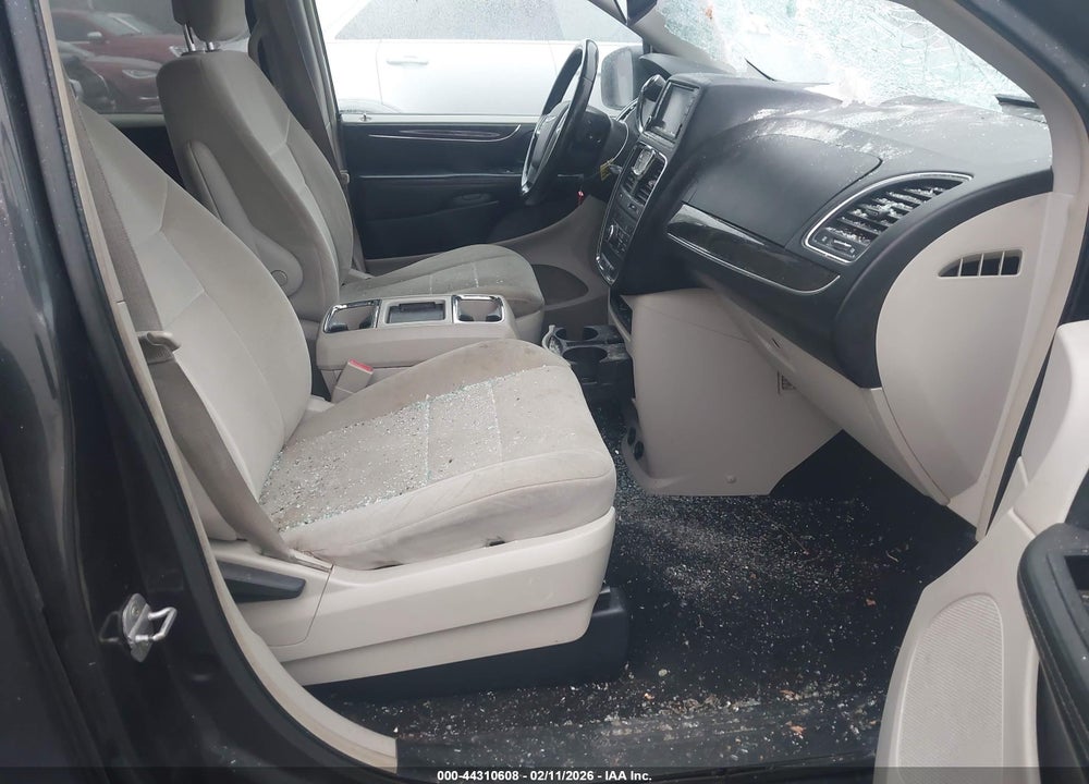 2011 CHRYSLER TOWN & COUNTRY TOURING VIN: 2A4RR5DG2BR694677