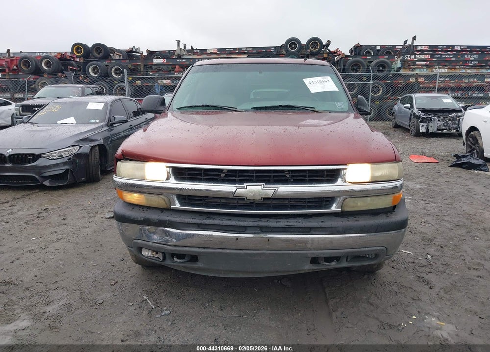 2002 CHEVROLET SUBURBAN 1500 LS VIN: 1GNEC16Z82J162326