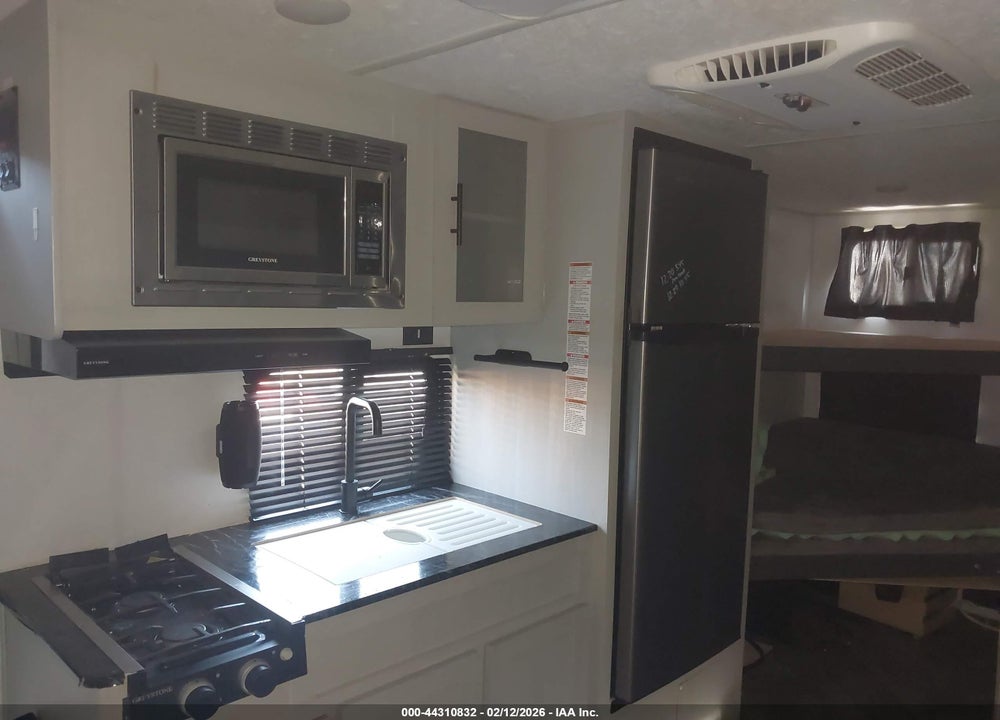 2022 FOREST RIVER OTHER VIN: 5ZT2SMGC8NN800645
