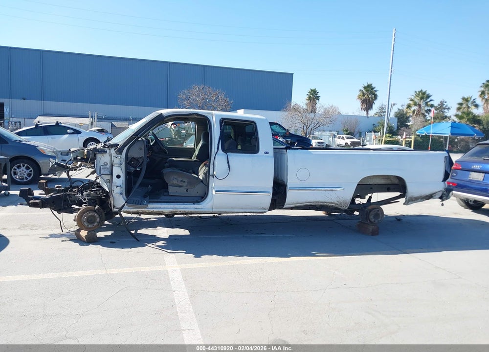 2000 GMC SIERRA 2500 SLE VIN: 1GTGC29U3YE288716
