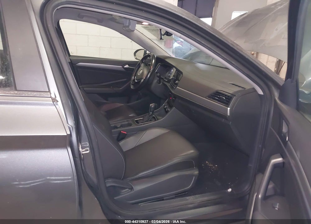 2019 VOLKSWAGEN JETTA 1.4T R-LINE/1.4T S/1.4T SE VIN: 3VWC57BU5KM173601