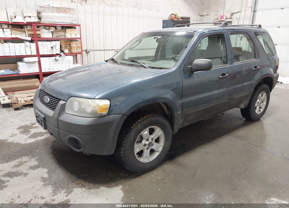 2005 FORD ESCAPE XLS VIN: 1FMYU92Z65KE00577