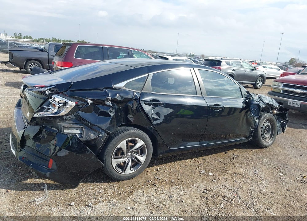 2019 HONDA CIVIC LX VIN: 19XFC2F63KE049339