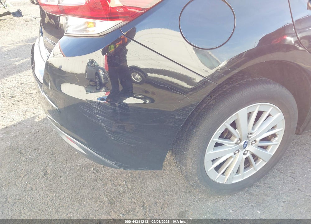 2018 SUBARU IMPREZA 2.0I PREMIUM VIN: 4S3GTAB62J3737486