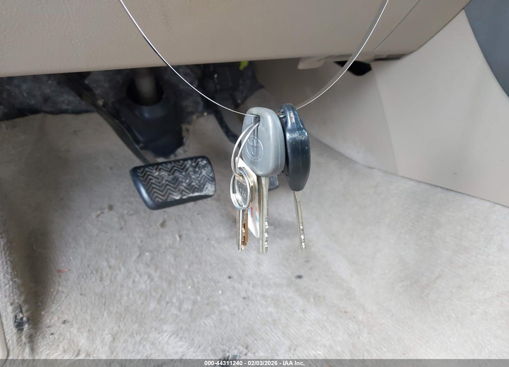 2011 TOYOTA RAV4 VIN: 2T3BF4DV3BW142524