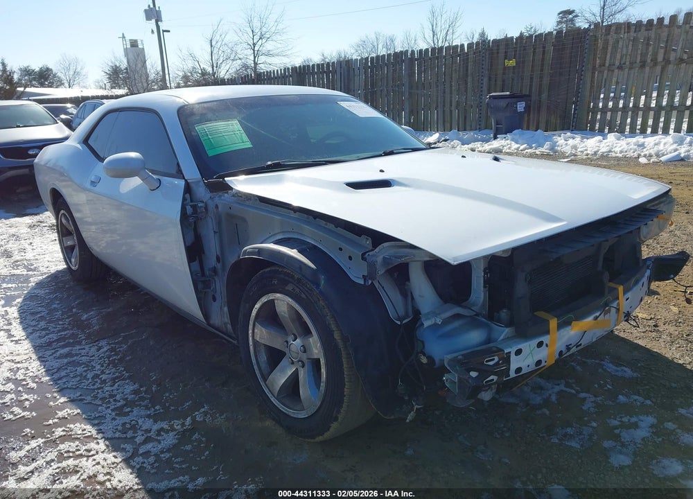 2013 DODGE CHALLENGER SXT VIN: 2C3CDYAG2DH693820