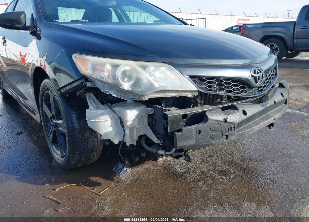 2013 TOYOTA CAMRY SE VIN: 4T1BF1FKXDU292014
