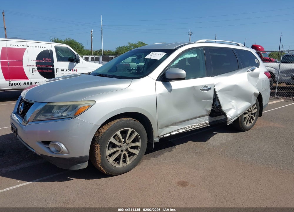 2015 NISSAN PATHFINDER S VIN: 5N1AR2MM4FC699641