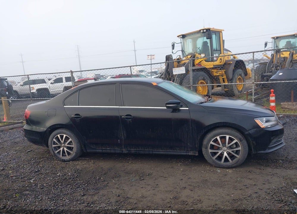 2017 VOLKSWAGEN JETTA 1.4T SE VIN: 3VWDB7AJ8HM396664
