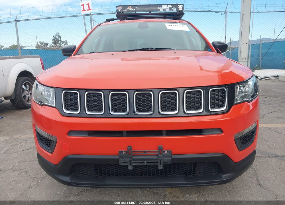 2018 JEEP COMPASS SPORT FWD VIN: 3C4NJCAB2JT107169